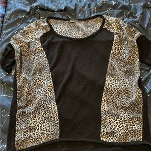 Wet seal short sleeve top